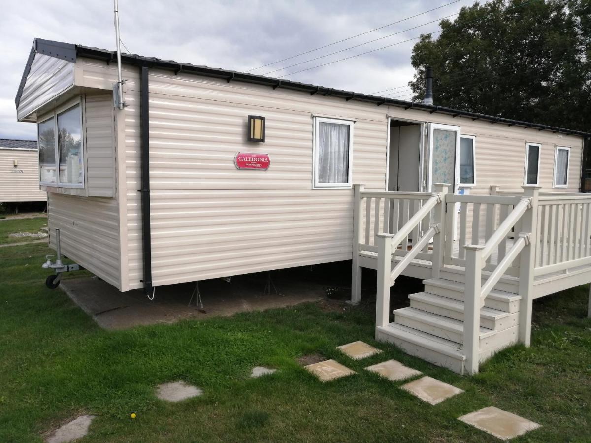 Hotel 617 Seawick Jaywick Sands Exterior foto