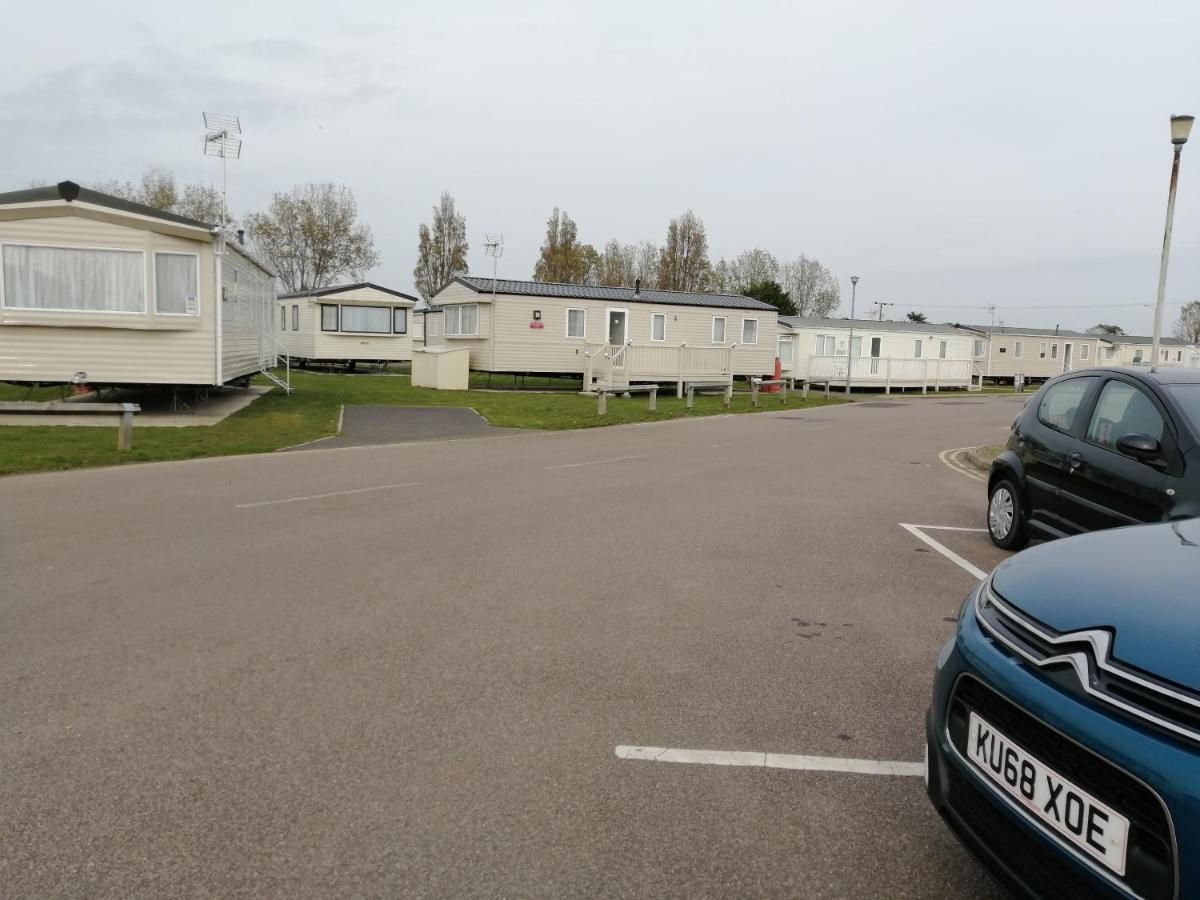Hotel 617 Seawick Jaywick Sands Exterior foto